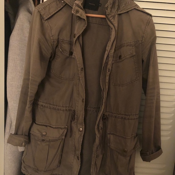 Aritzia Trooper Jacket - Picture 2 of 2